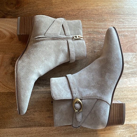 Coach Chrystie Suede Bootie | Size 7.5 | Oat - Picture 8 of 16